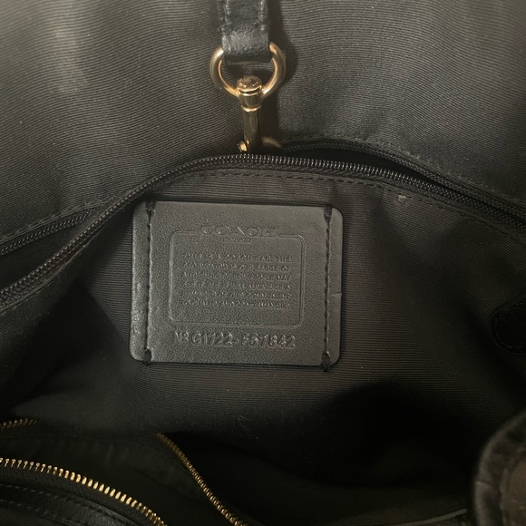 Coach Drawstring Carryall In Signature Canvas - Picture 4 of 7